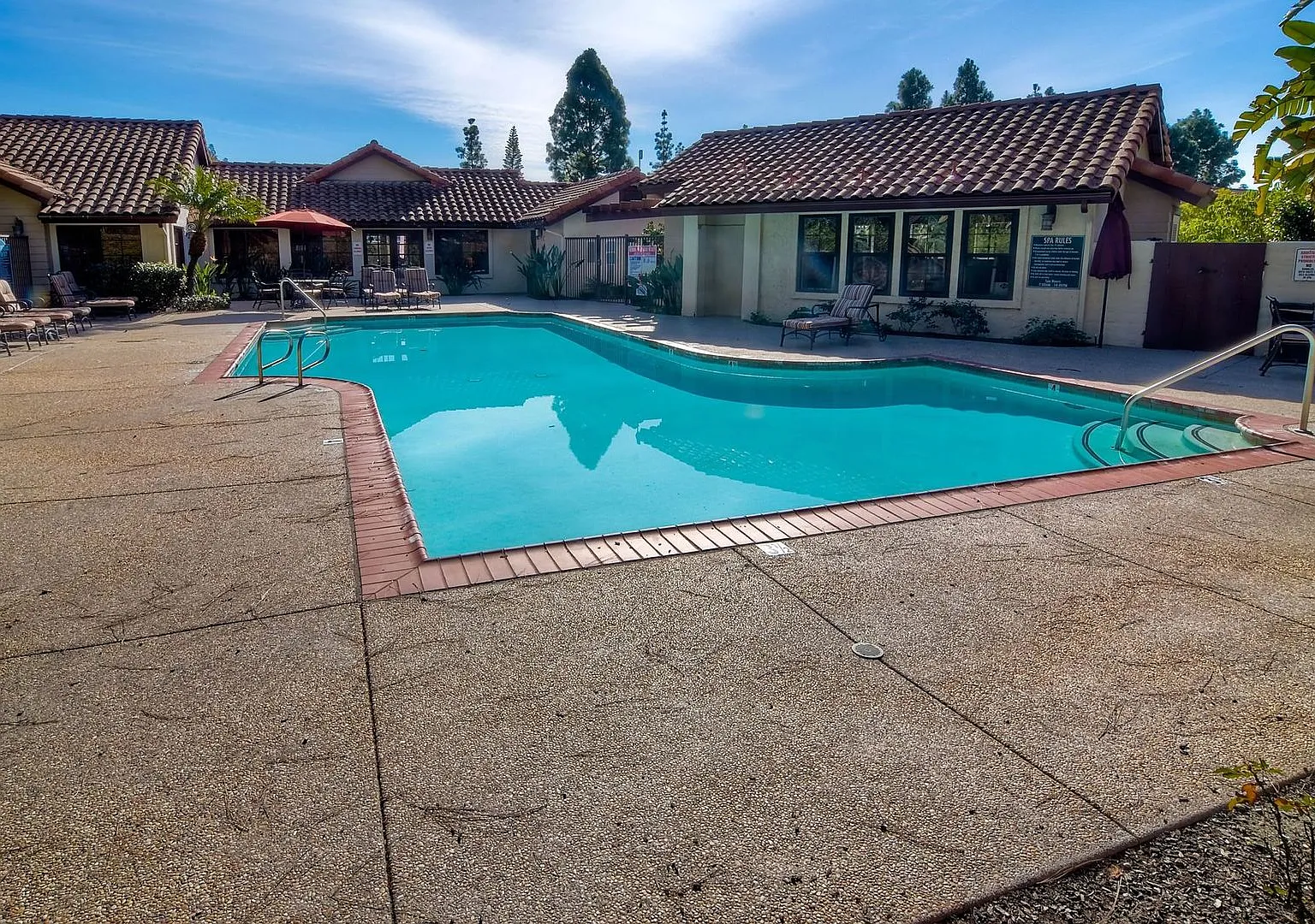 2 bed, 2.0 bath, 866 sqft, $2,950 — Photo 1