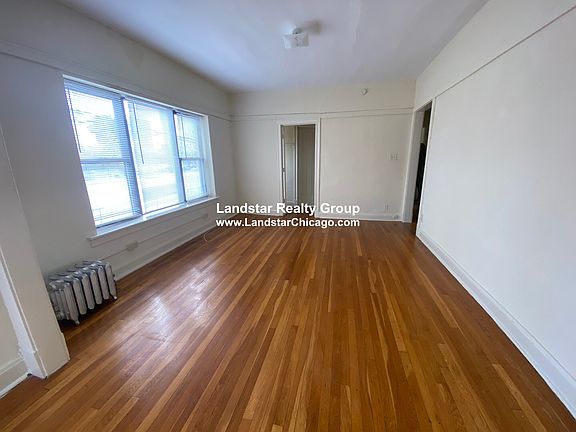 3rd image of 813 W Sunnyside Ave #1