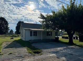 511 S Breckinridge St, Hardinsburg, KY 40143