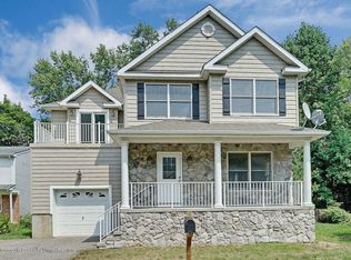 8 Market St, Red Bank, NJ 07701