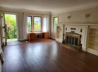 7515 12th Ave NE, Seattle, WA 98115