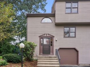 8 Deerfield Ct, Grafton, MA 01519