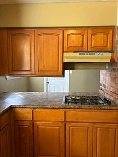 3 bed, 2.0 bath, 2092 sqft, $2,200 — Photo 4