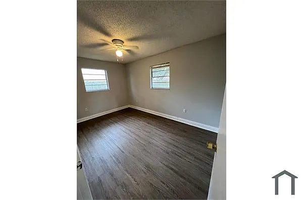 Building Photo - 2255 Belen Ave