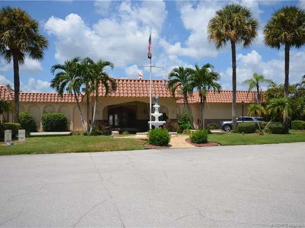 2600 S Kanner Hwy APT Y2, Stuart, FL 34994