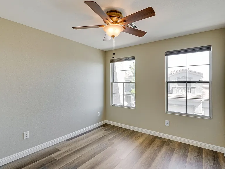 703 Principle Point Ave — Photo 26