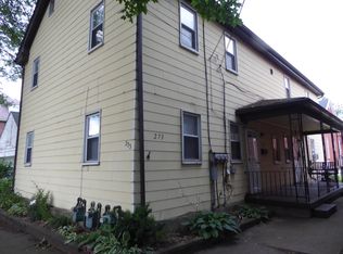 273 13th St #1, Ambridge, PA 15003