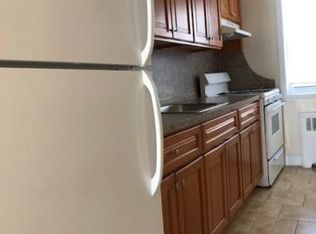 132 Arlo Rd APT 1A, Staten Island, NY 10301