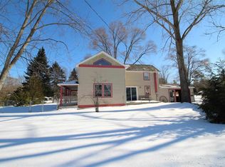 302 E Lincoln St, Boyne City, MI 49712