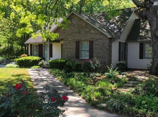 1013 Stagecoach Ln, Friendsville, TN 37737