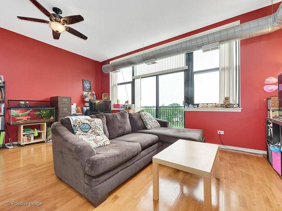 2nd image of 2323 W Pershing Rd APT 324