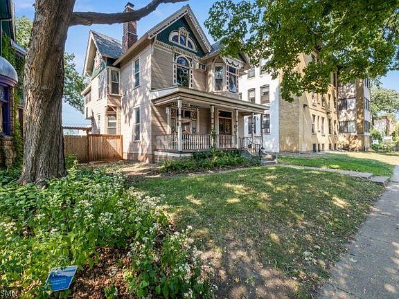 3rd image of 2408 1st Ave S #2