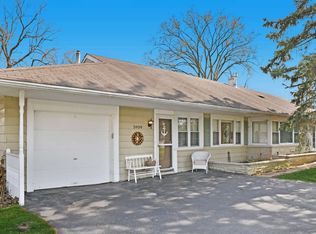 5909 Willow Springs Rd, La Grange Highlands, IL 60525