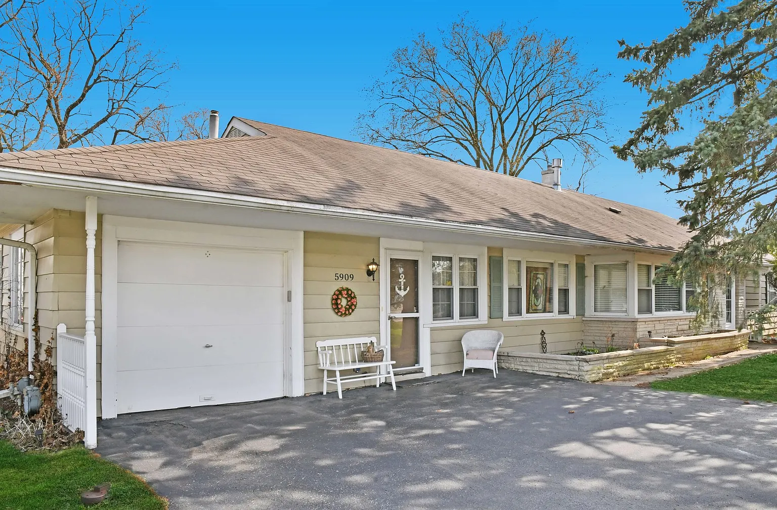 5909 Willow Springs Rd photo 1