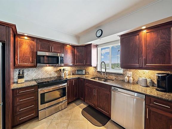 5th image of 301 Lake Shore Dr APT 802