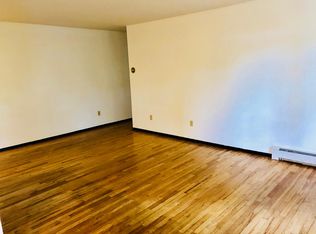 109 Nottingham Rd, Bedford Hills, NY 10507