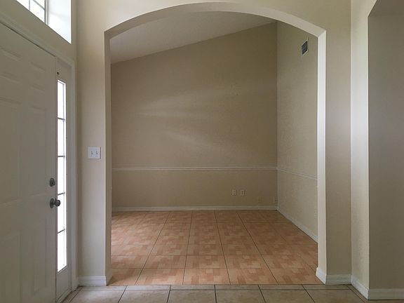 4th image of 2407 Winfield Dr