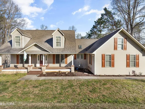 3268 River Pointe Cir, Kodak, TN 37764
