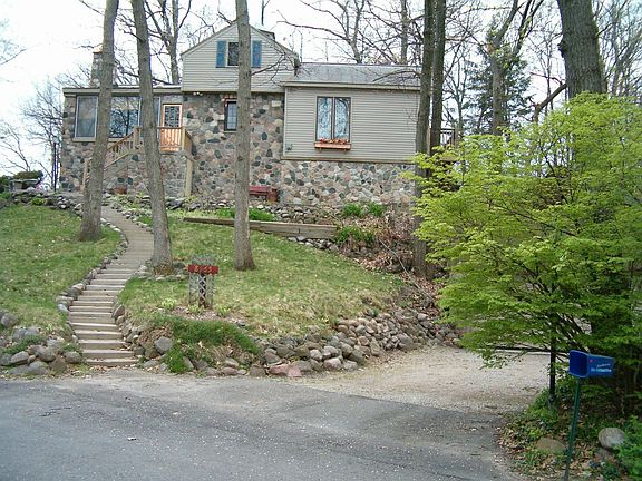 north  view from street