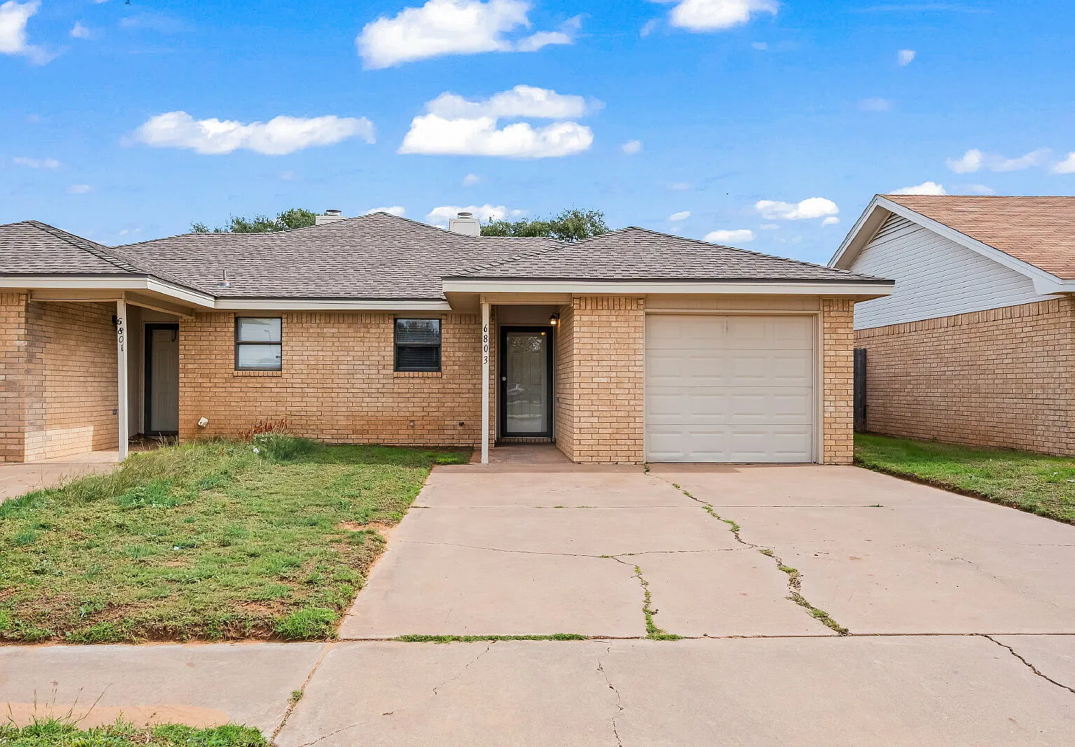 2 bed, 1.5 bath, 1029 sqft, $1,250 — Photo 1