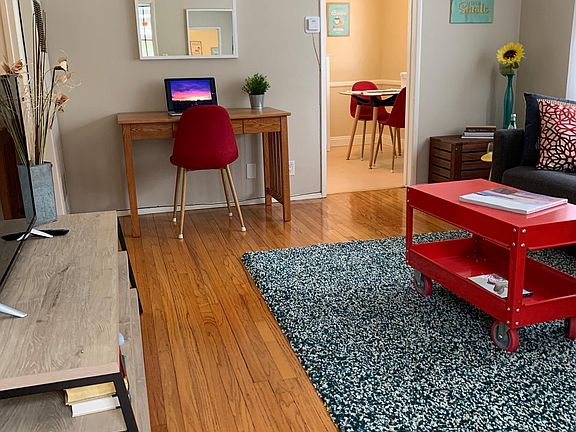 2nd image of 225 3rd Ave #225