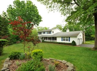 871 Dogwood Ln, Elmira, NY