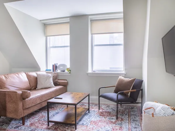 225 E Michigan St, Milwaukee, WI