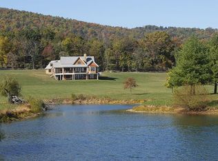 19574 Ridgeside Rd, Bluemont, VA 20135