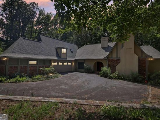 505 Tauber Way NW, Marietta, GA 30064