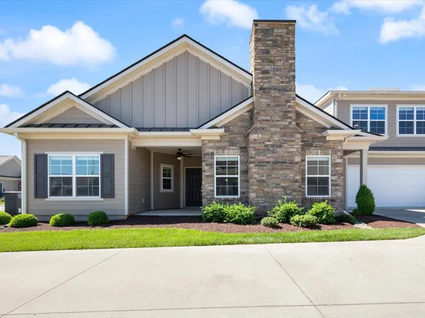 2326 Stonecenter Ln, Murfreesboro, TN 37128