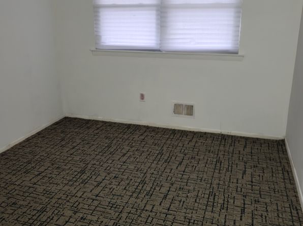 (undisclosed Address)