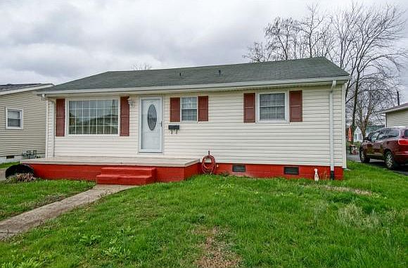 1st image of 318 Carver St
