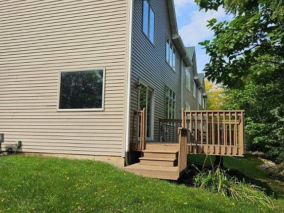 2nd image of 4091 Riverwood Dr