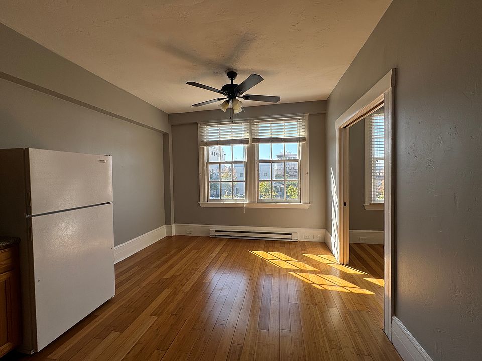 1st image of 328 Virginia St #301