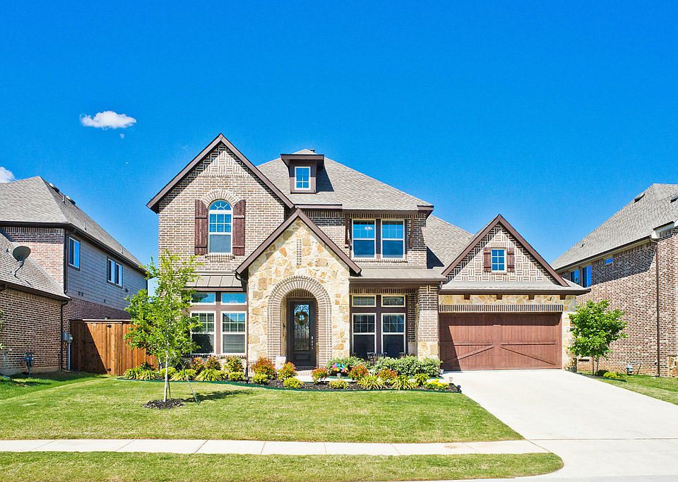 1st image of 527 Hidden Meadow Dr