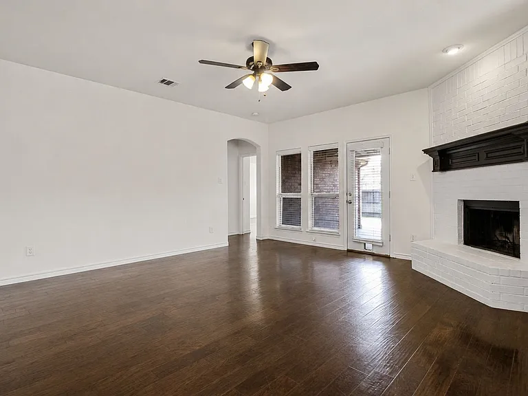 13463 Four Willows Dr — Photo 5
