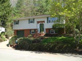 1960 Parkwood Rd, Charleston, WV 25314