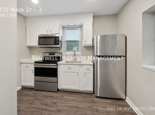 350 Main St APT 3, Schwenksville, PA 19473