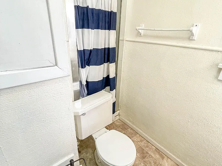 1234 C St #1 — Photo 10
