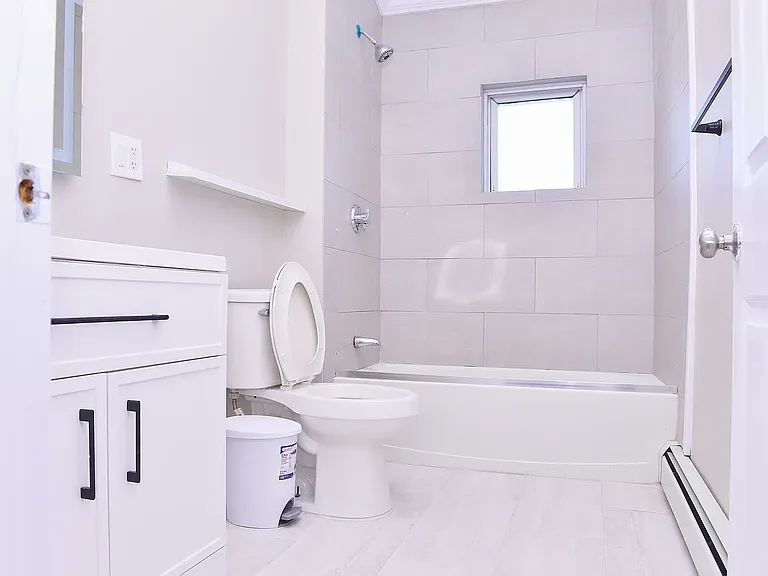 176 Terrace Ave #3 — Photo 9