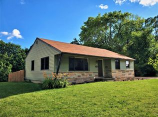 609 Rohda Dr, Waterford, WI 53185