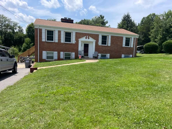 309 Greenwell Ct, Lynchburg, VA 24502