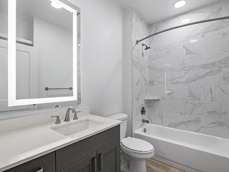 Lenox Katy Crossing — Photo 17