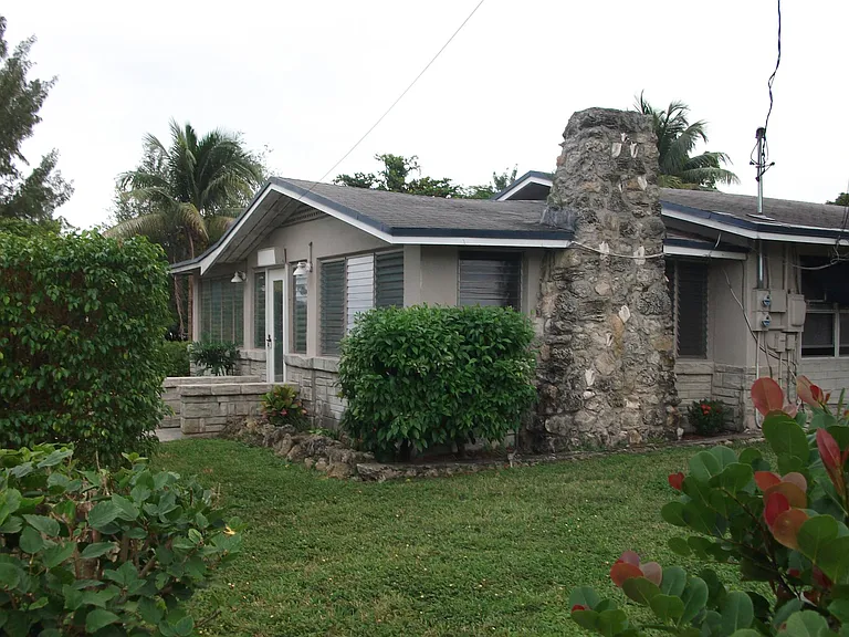 2200 Miami Rd #S — Photo 8