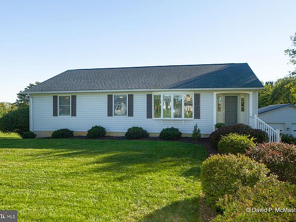 3rd image of 48 Evening Star Ln