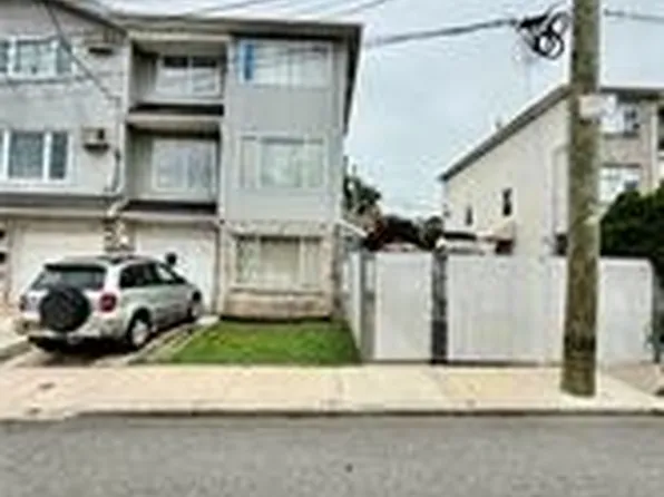 28 Smith Street image 1 of 14