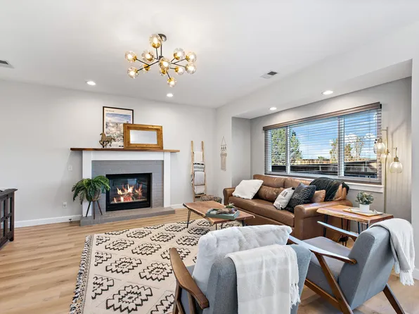 1217 Mulberry Ln, Highlands Ranch, CO 80129