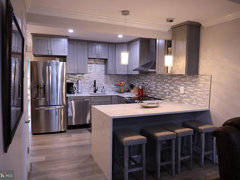 123 Cameron St — Photo 3