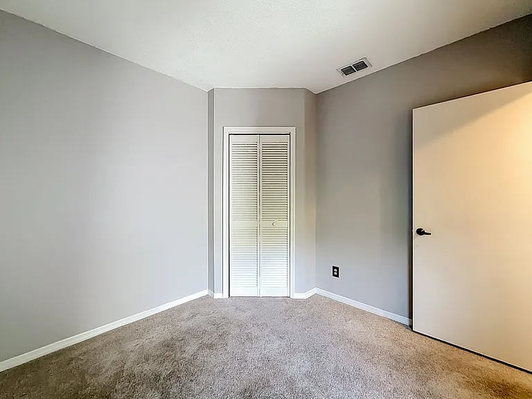 4405 W Fair Oaks Ave #18 — Photo 14