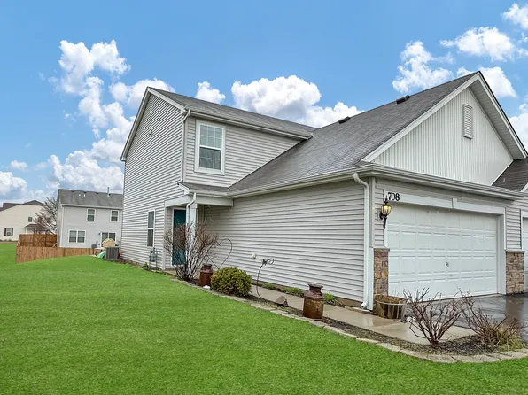 708 Vine St, Hampshire, IL 60140
